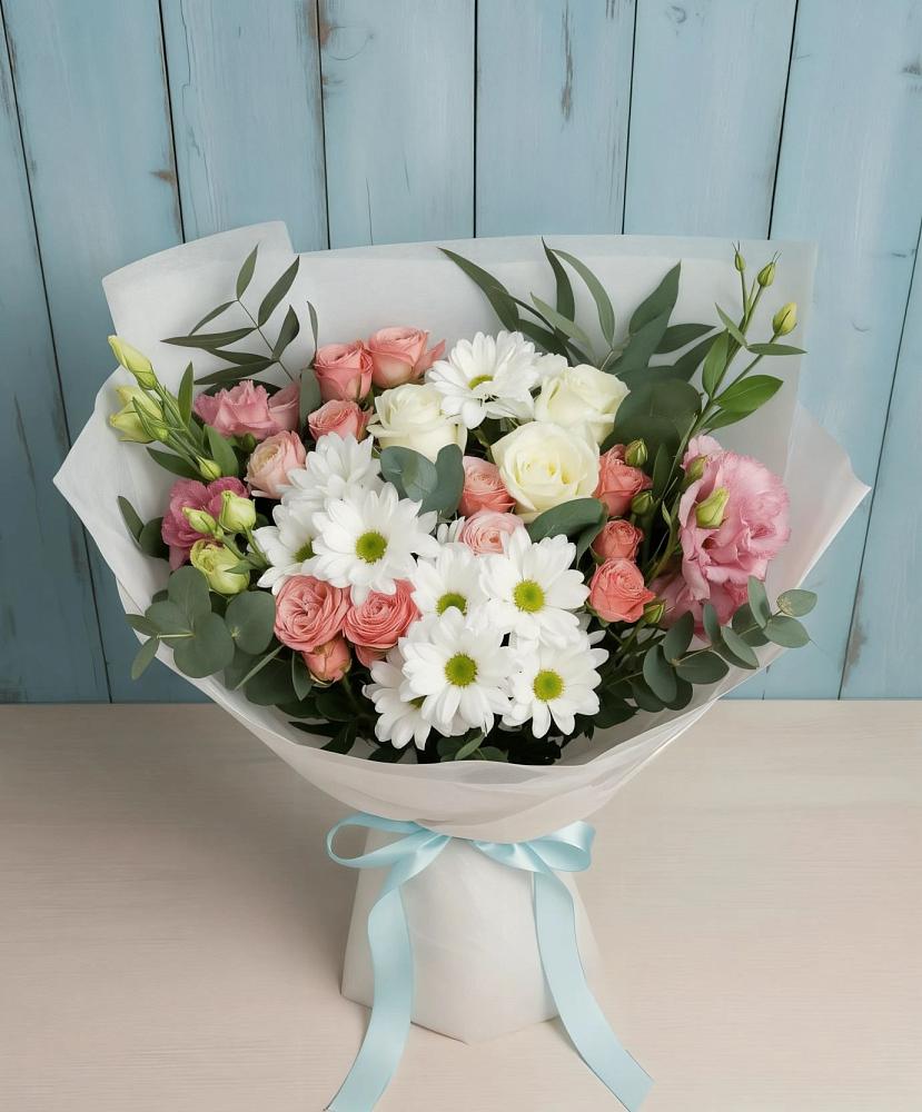Букет цветов из: Розы, Лизиантусы и Хризантемы в Селятино