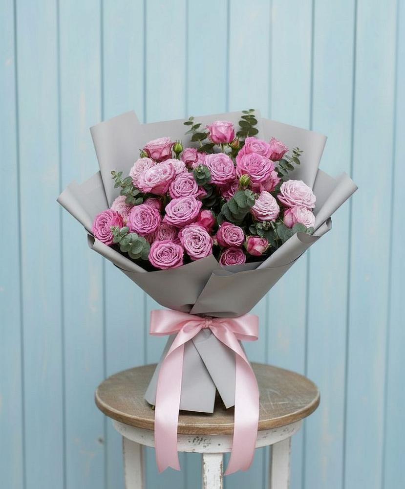 Букет цветов из: Розы в Селятино