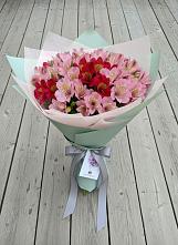 Букет цветов из:  Альстромерии в Селятино