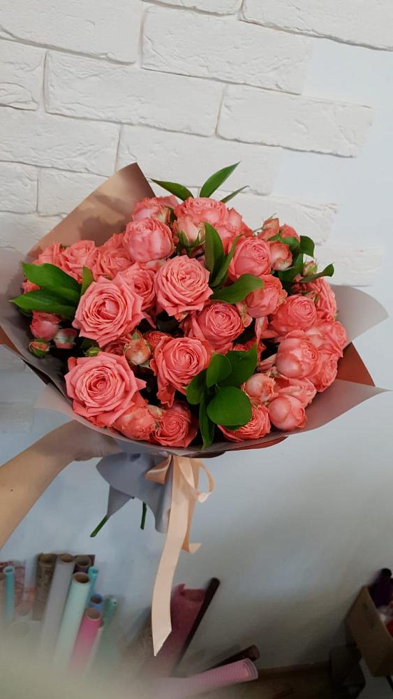 Букет цветов из: Розы в Селятино