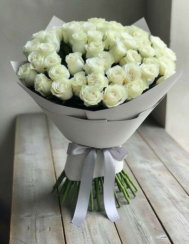 Букет 35 Белых роз в Селятино