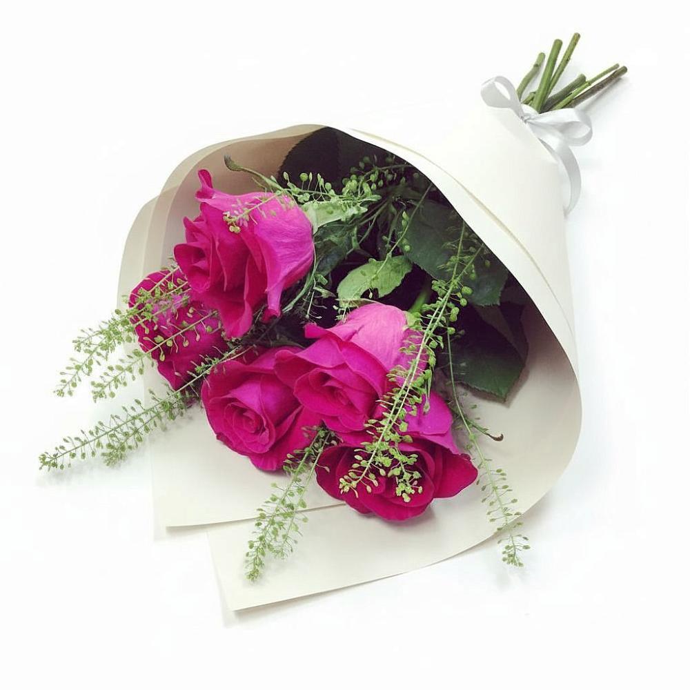 Букет цветов из: Розы в Селятино