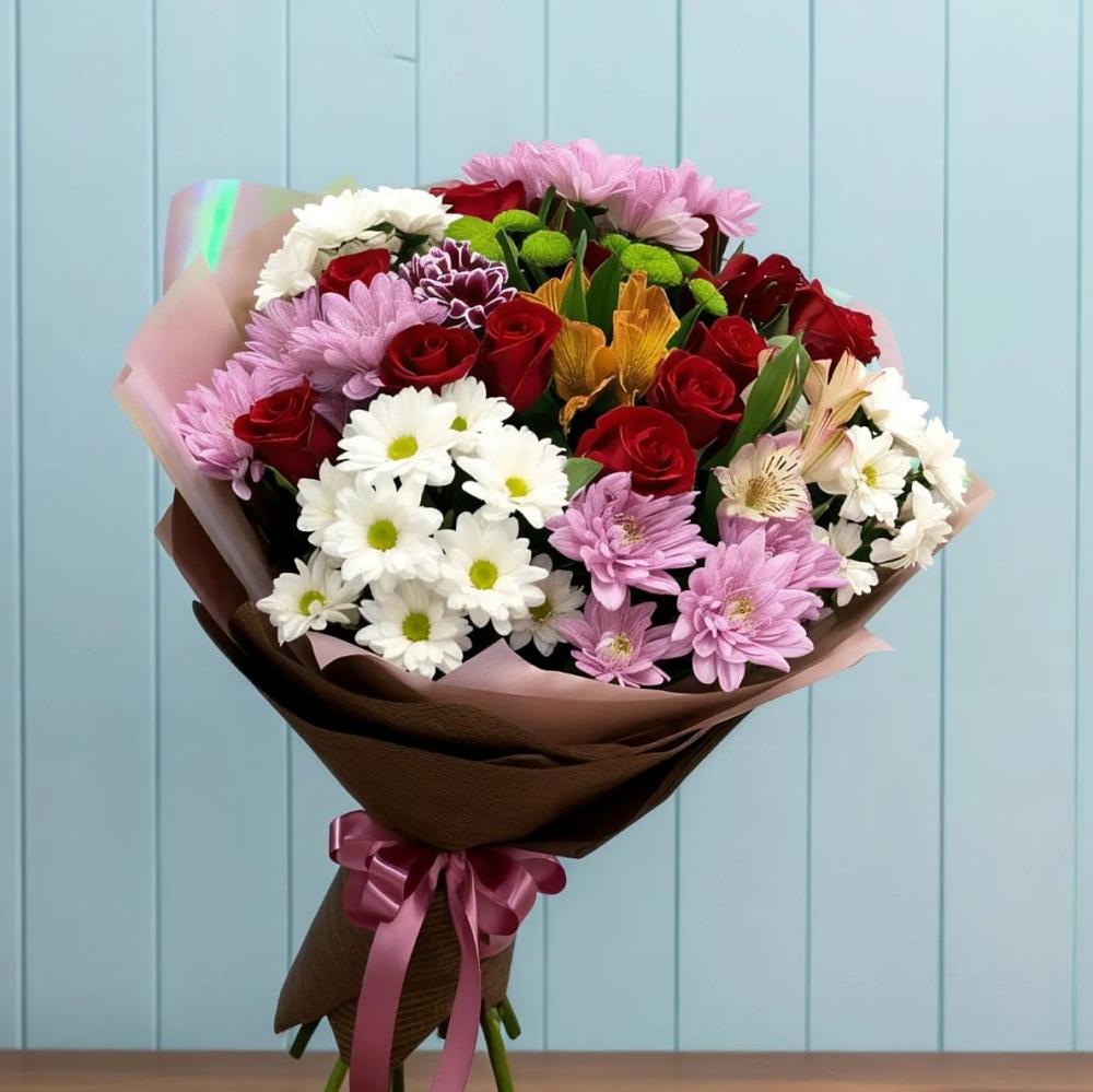 Букет цветов из: Розы, Хризантемы и Альстромерии в Селятино
