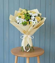 Букет цветов из:  Хризантемы и Розы в Селятино