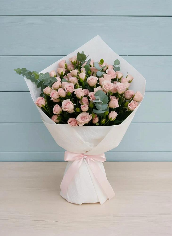 Букет цветов из: Розы в Селятино