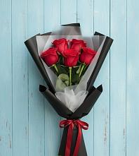 Букет цветов из:  Розы в Селятино